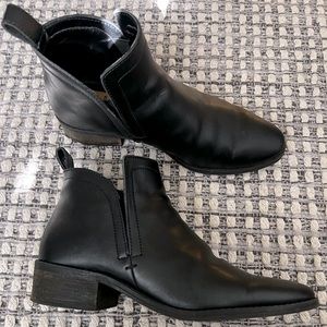 Dolce Vita Booties, Low Heel (Tessey Ankle Boot)